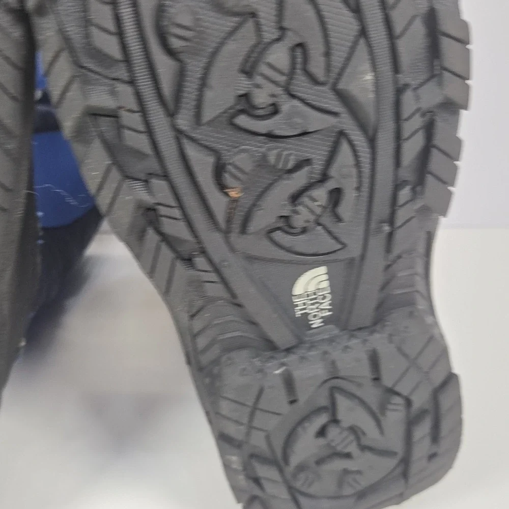 The North Face Boys Snow Boots Blue/Black Drawstring Rubber Sole US 5  EU 37